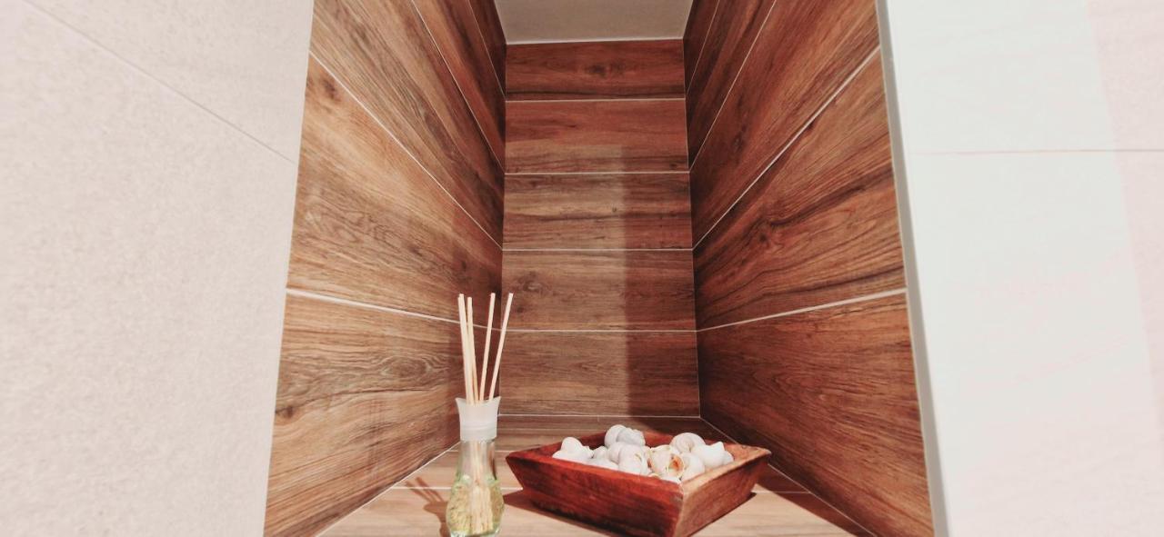 Le Claudius Apartment อานซี ภายนอก รูปภาพ