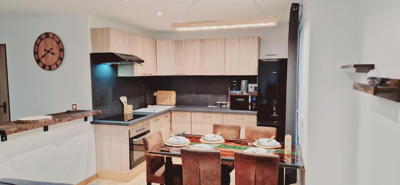 Le Claudius Apartment อานซี ภายนอก รูปภาพ