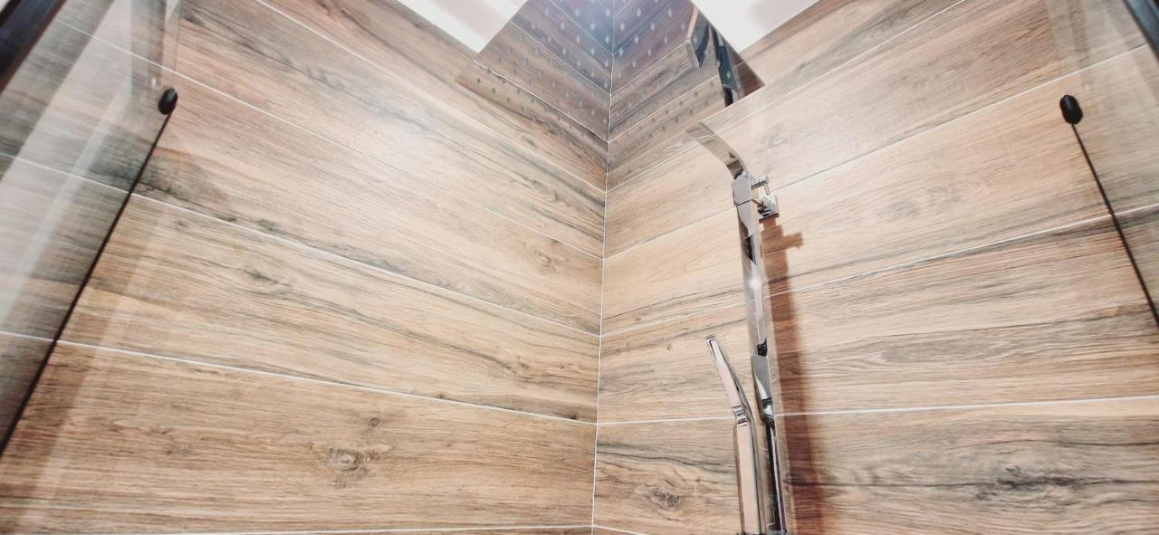 Le Claudius Apartment อานซี ภายนอก รูปภาพ